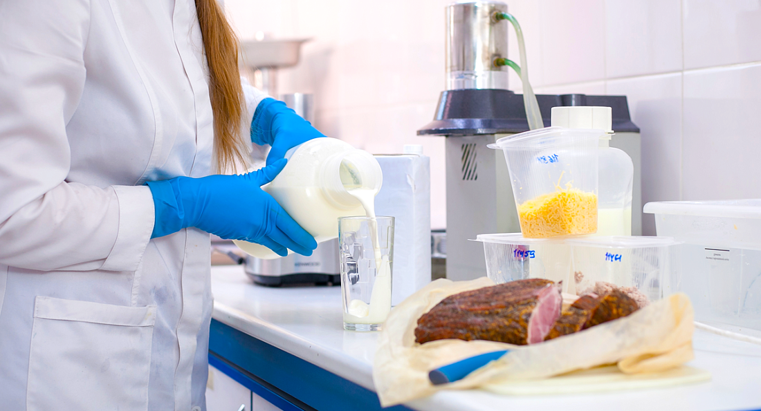 Более 100 фактов фальсификации мясной и молочной продукции выявили специалисты Красноярского филиала ЦОК АПК с начала года Более 100 фактов фальсификации мясной и молочной продукции выявили специалисты Красноярского филиала ЦОК АПК с начала года
